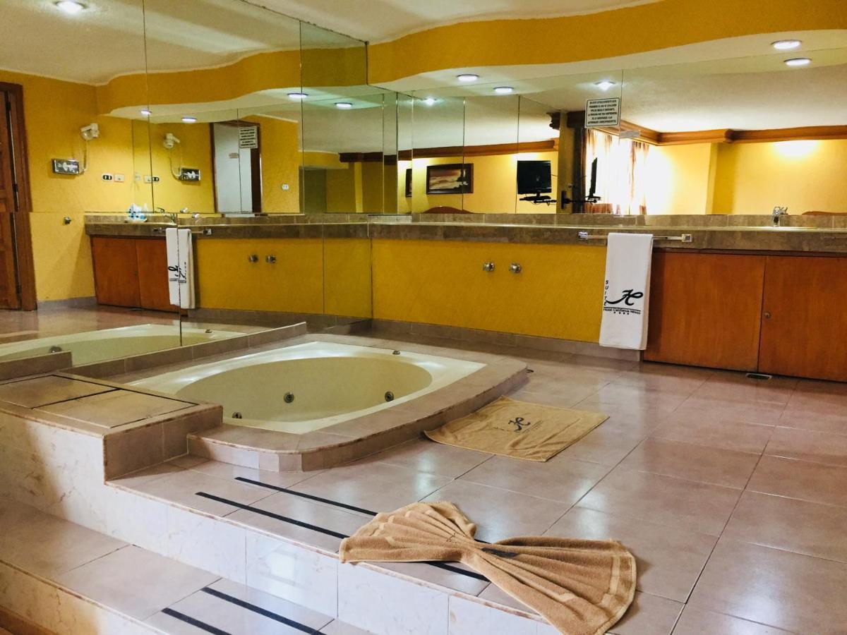 Hotel California Мехіко Екстер'єр фото
