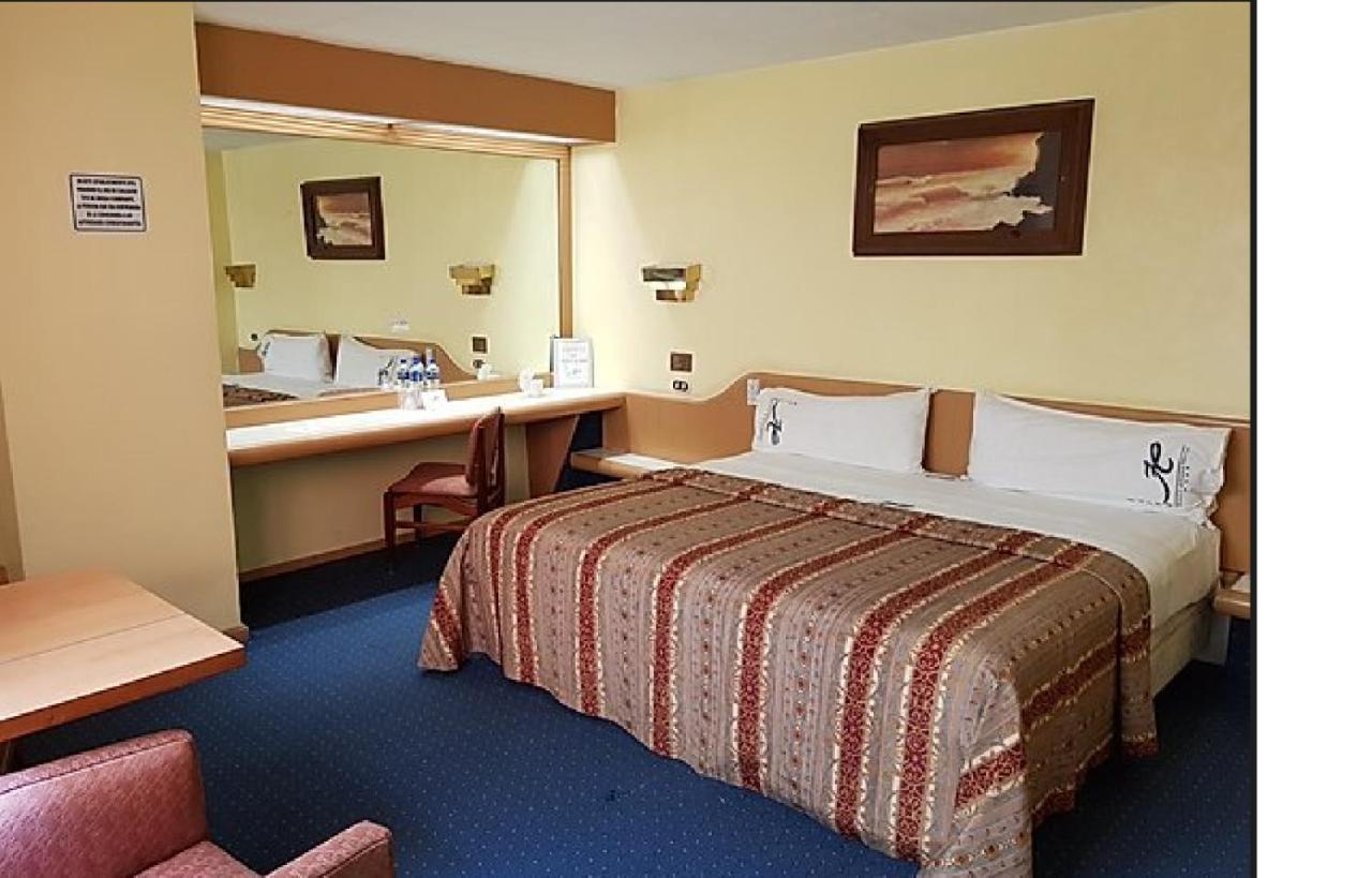 Hotel California Мехіко Екстер'єр фото